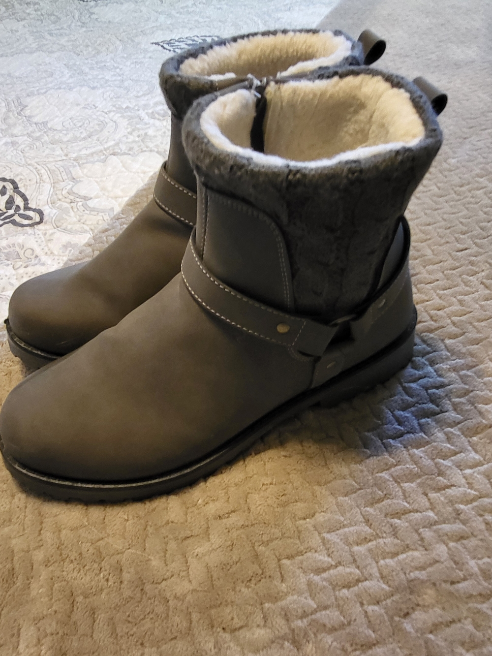 Women's Grey Fleece-Lined Winter Ankle Boots